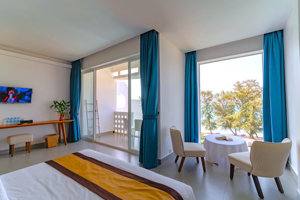 Deluxe Family Suite Sea View | Oppholdsområde