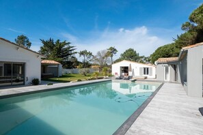 Pool - Rosalie - Family villa with private pool and tennis court (Sainte-Marie-de-Ré)