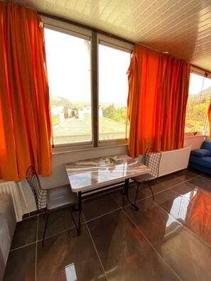 Appartement Confort | 1 chambre, minibar, bureau, espace de travail pour ordinateur portable