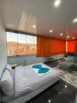 Comfort Apart Daire | 1 yatak odası, minibar, masa, dizüstü bilgisayar çalışma alanı 