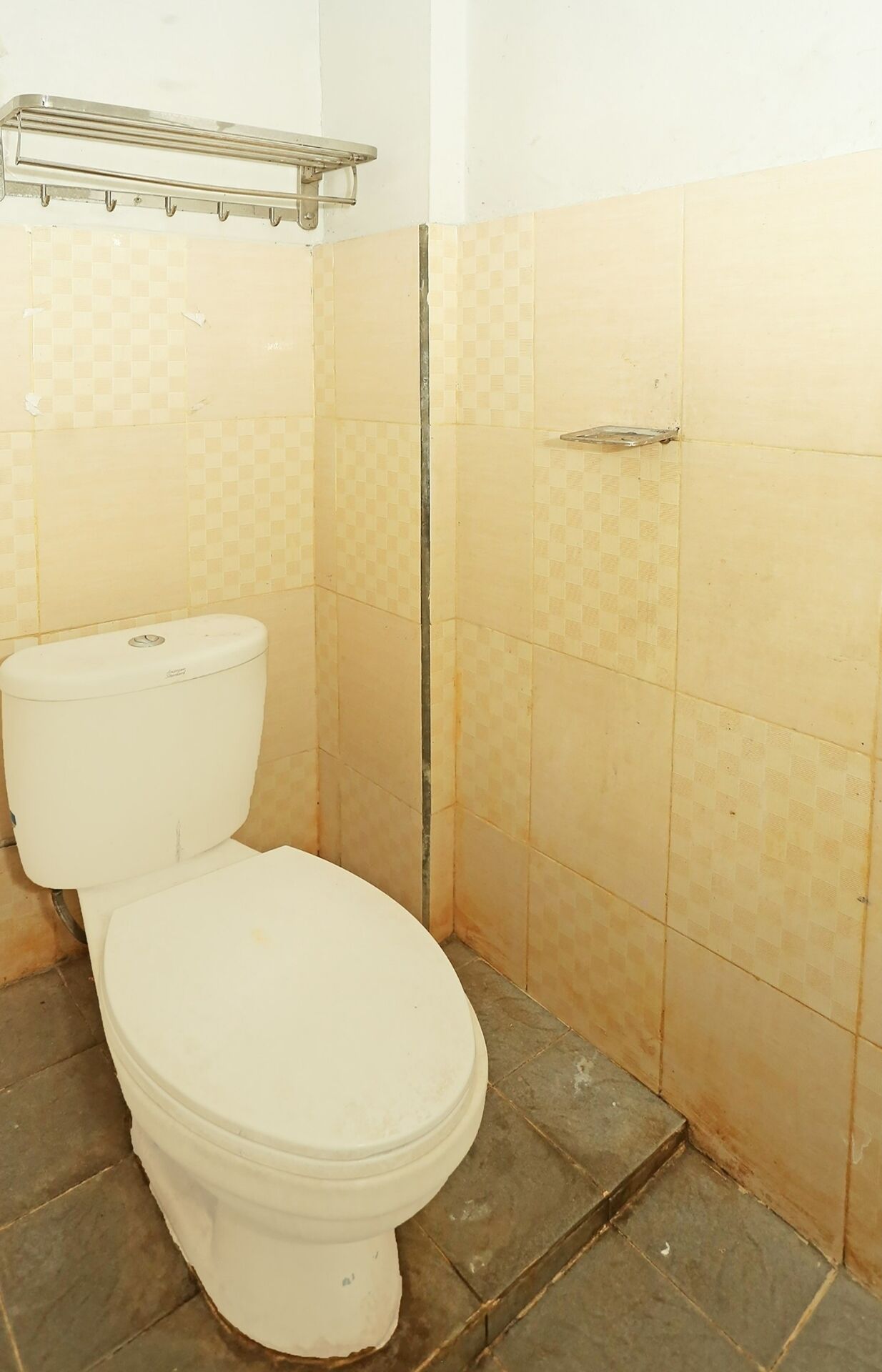 SUPER OYO 92003 Sky Airlines Guesthouse