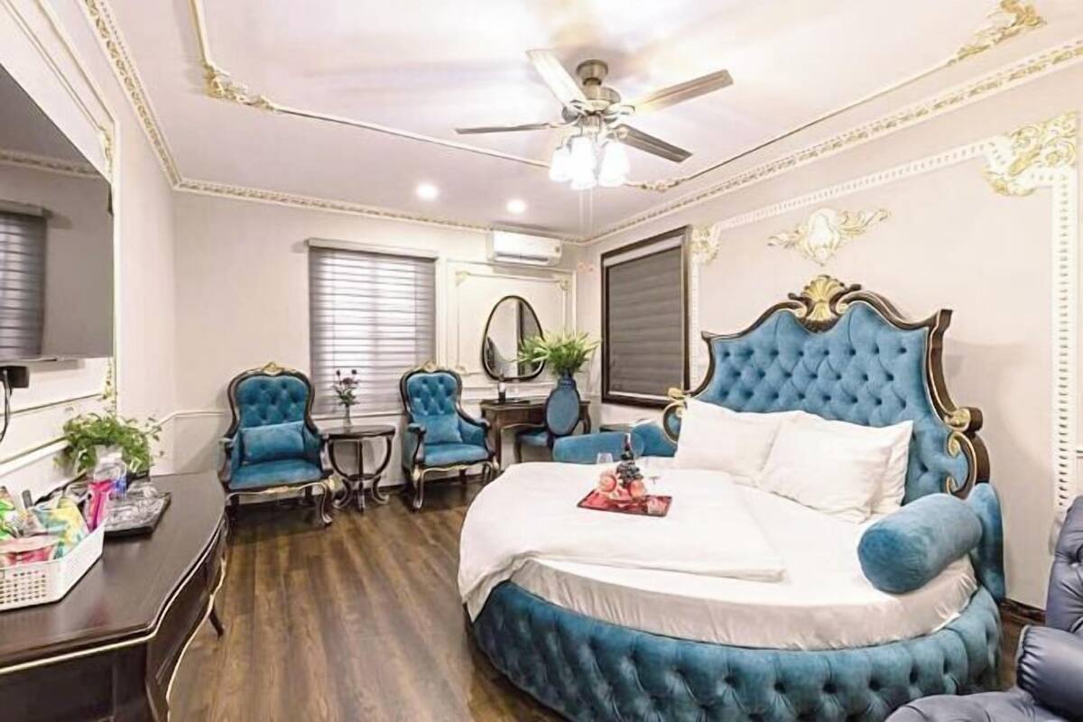1 habitación, escritorio, wifi gratis y ropa de cama