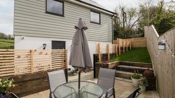 Cottage | Outdoor dining