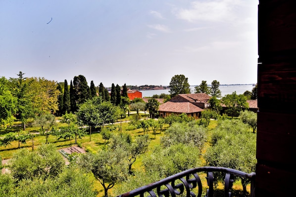 Deluxe Room, Balcony (Leonia) | View from room - Maison Boutique Al Redentore (Venice)
