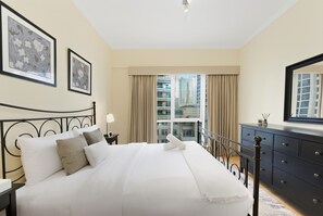 1 bedroom, in-room safe, iron/ironing board, free WiFi