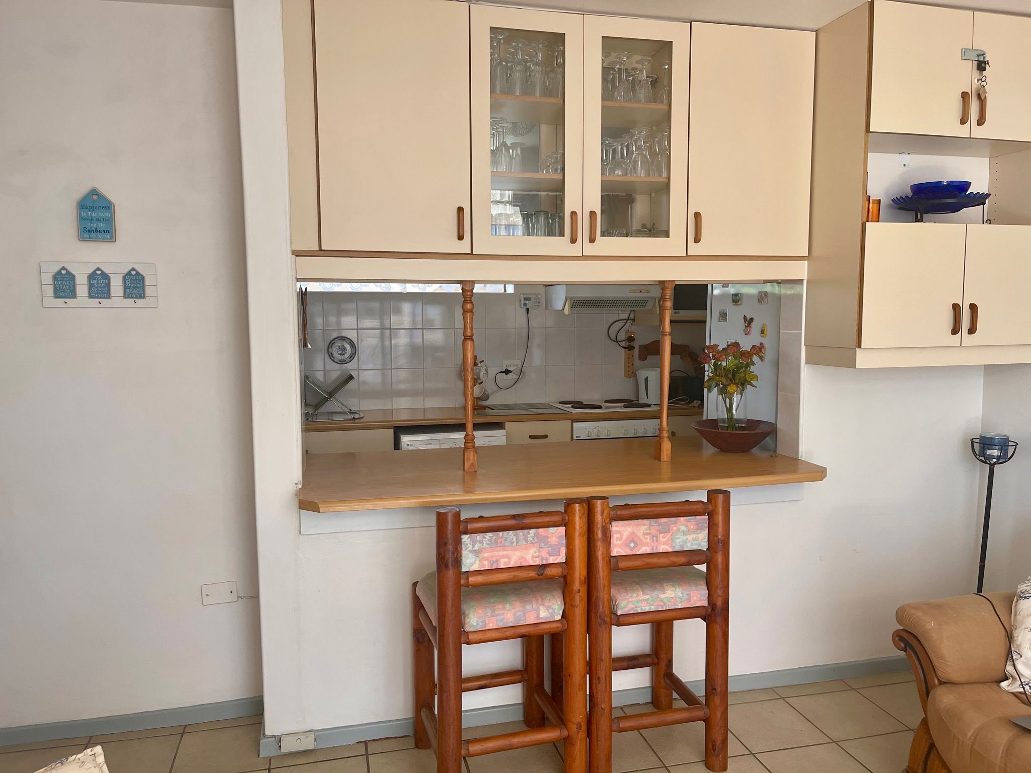 Family-friendly, sea and breaker view, 2 min from beach