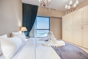 1 bedroom, in-room safe, iron/ironing board, free WiFi - Exquisite 1BR in Sadaf, Jumeirah Beach Residence by Deluxe Holiday Homes (Dubai)