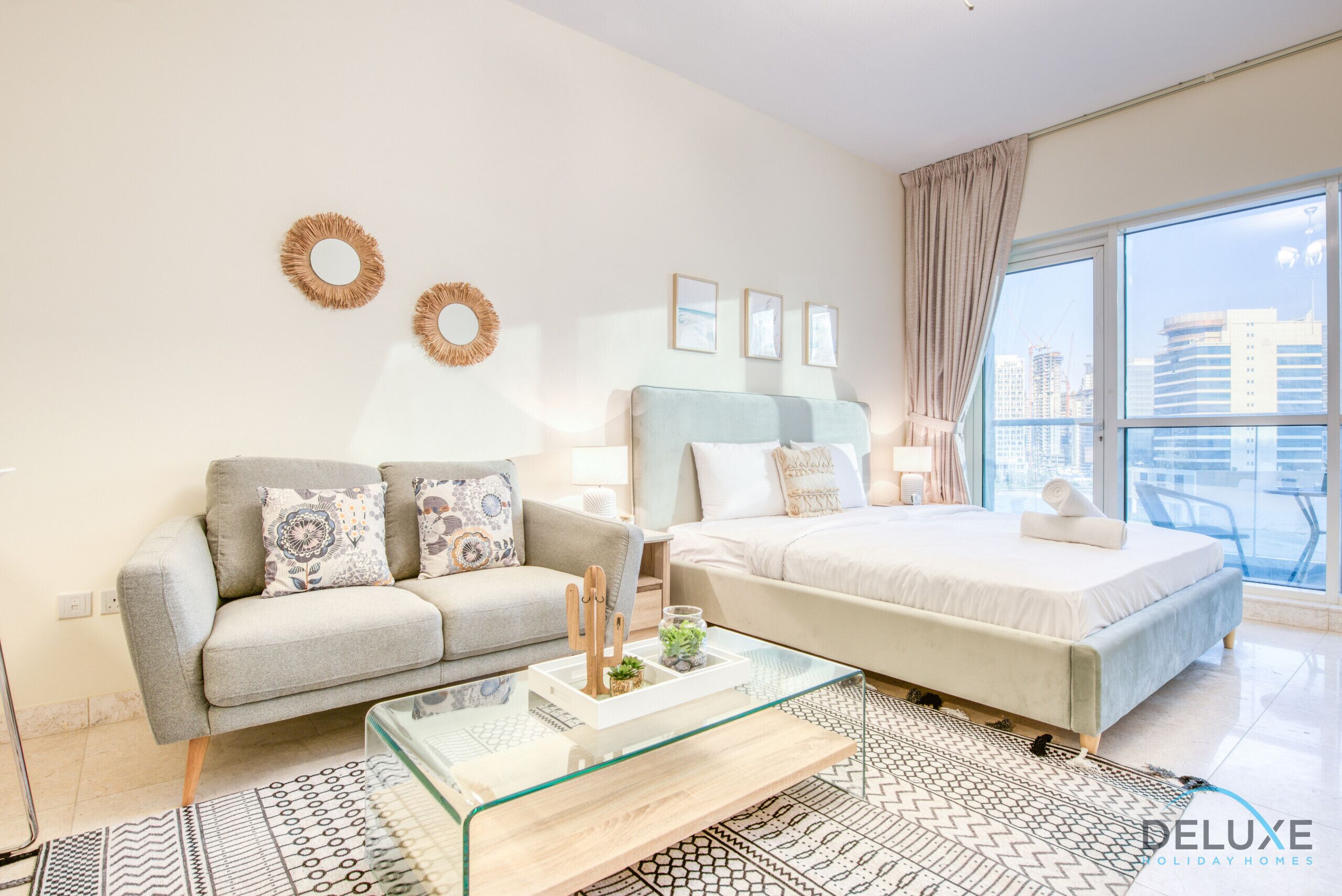 Safe på rommet, strykejern/-brett, wi-fi (inkludert) og sengetøy