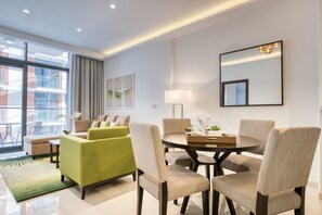 Interior - Sleek 1BR Apartment at Celestia Dubai South by Deluxe Holiday Homes (Dubai)