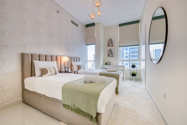 2 bedrooms, in-room safe, iron/ironing board, free WiFi