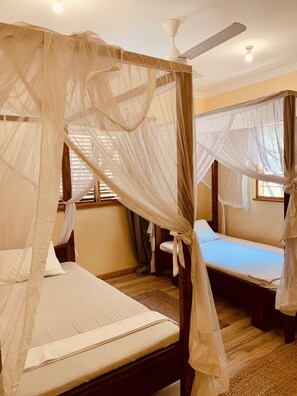 3 habitaciones y caja de seguridad en la habitación 