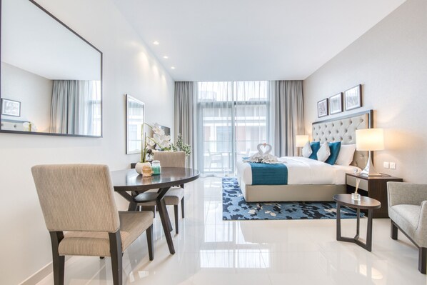 Zimmersafe, Bügeleisen/Bügelbrett, kostenloses WLAN, Bettwäsche