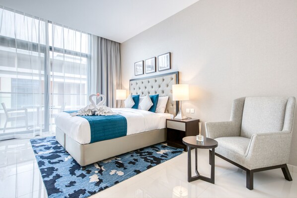 In-room safe, iron/ironing board, free WiFi, bed sheets - Cozy Studio in Damac Celestia A Dubai South by Deluxe Holiday Homes (Dubai)