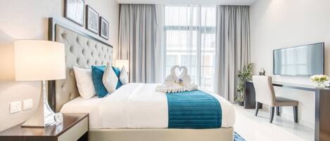 Iron/ironing board, free WiFi, bed sheets