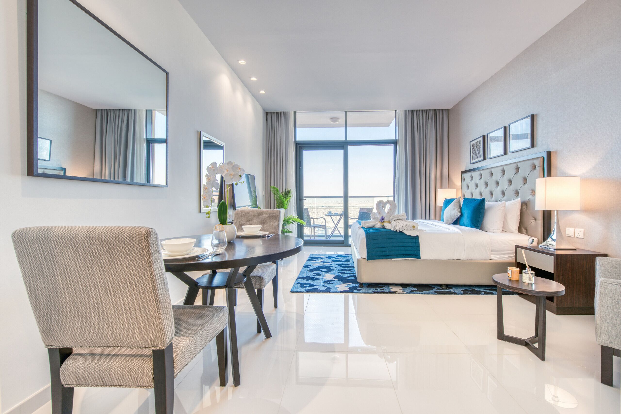 Iron/ironing board, free WiFi, bed sheets