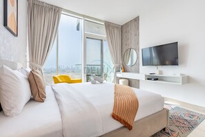 In-room safe, free WiFi, bed sheets