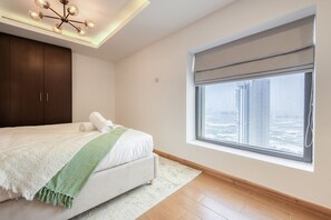3 habitaciones y caja de seguridad en la habitación 