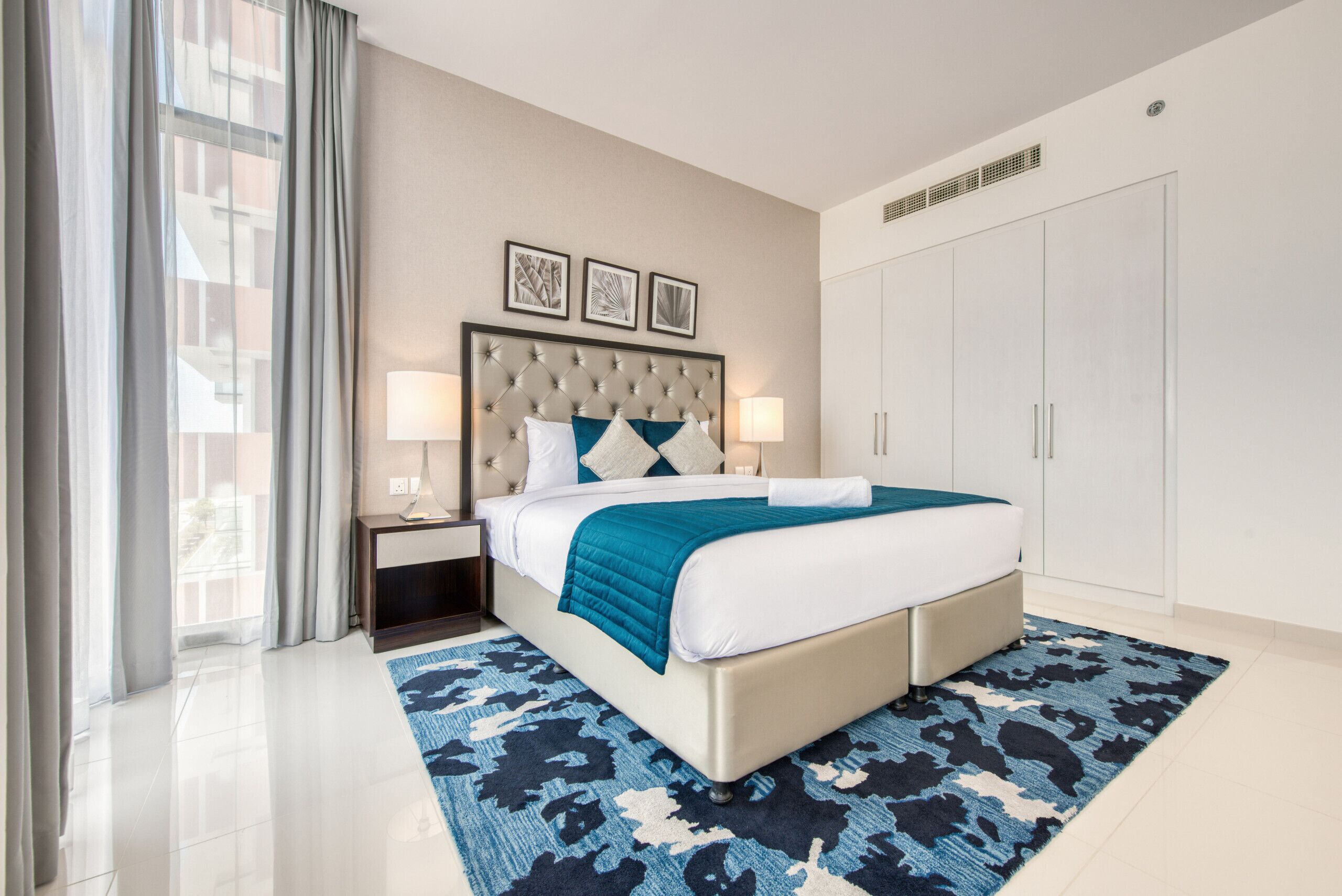 1 habitación y caja de seguridad en la habitación 