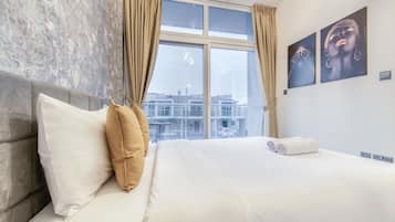 3 bedrooms, in-room safe, iron/ironing board, free WiFi