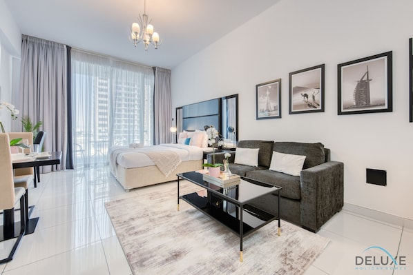 Zimmersafe, Bügeleisen/Bügelbrett, kostenloses WLAN, Bettwäsche