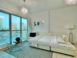 1 bedroom, in-room safe, iron/ironing board, free WiFi