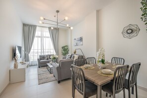 Dining - Stunning 1BR at Prime Views Meydan by Deluxe Holiday Homes (Dubai)