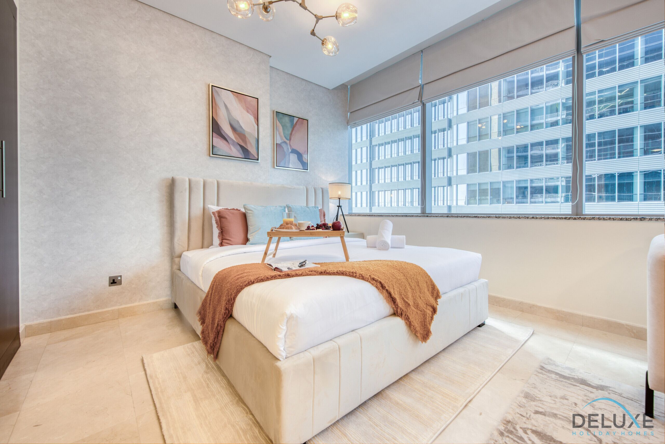 1 habitación y caja de seguridad en la habitación 