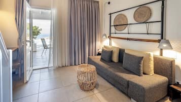 Caja de seguridad en la habitación y decoración personalizada