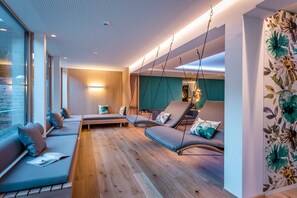 Sauna, Dampfbad, Massageanwendungen