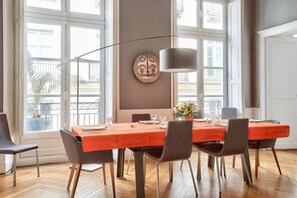 Dining - In the center of the city, apartment of exellence ! (Nantes)