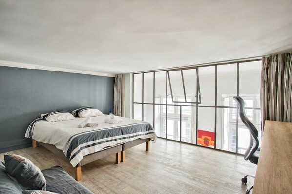 1 habitación, tabla de planchar con plancha y wifi gratis 
