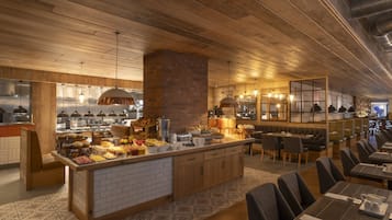 Daily buffet breakfast (GBP 18 per person)