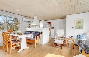 Dining - 3 bedroom amazing home in Glesborg (Glesborg)