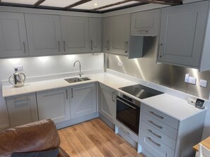 Feriehus - 3 soveværelser | Privat køkken | Elkedel