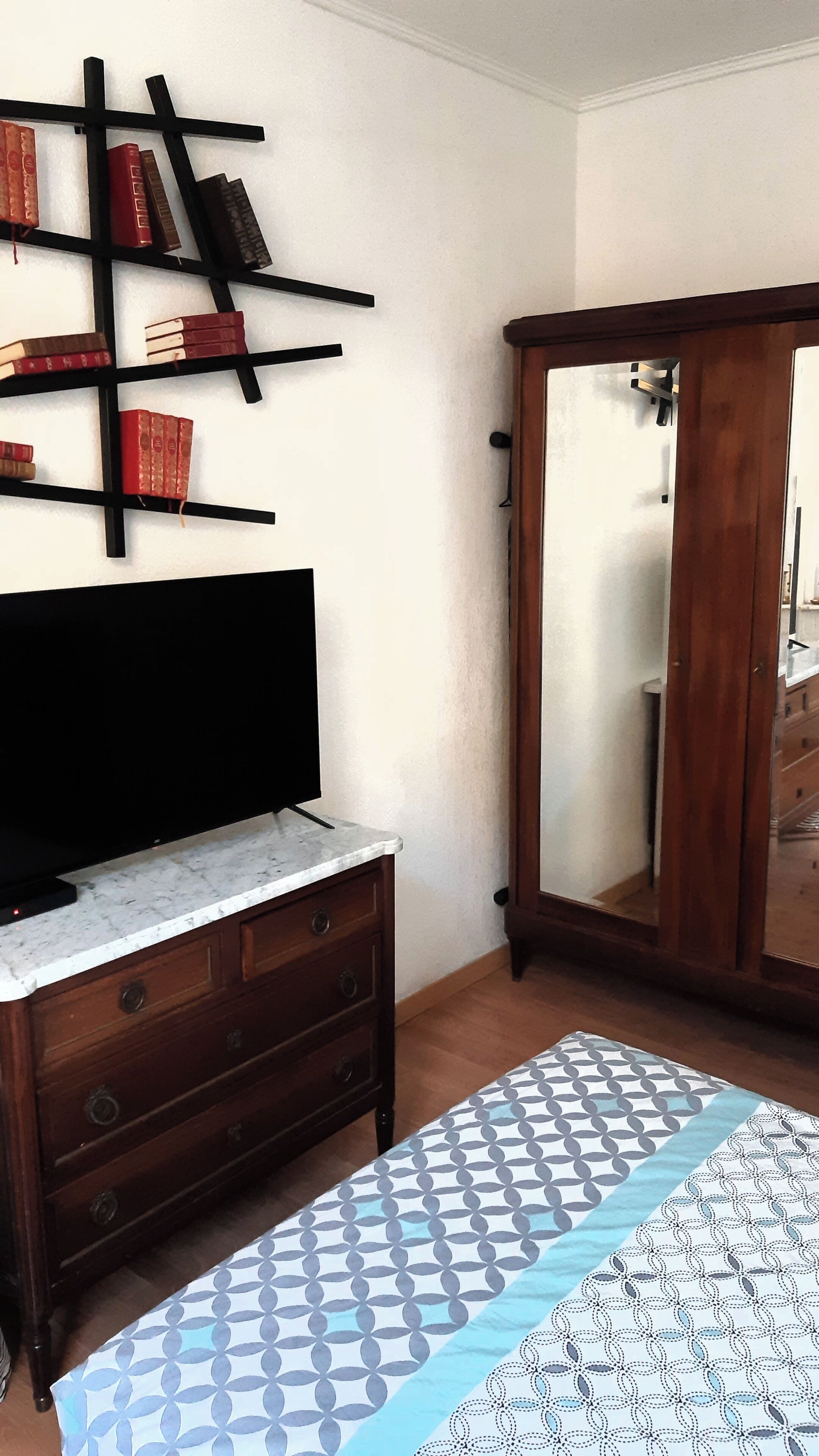 Cosy flat next 10 min to centre, railway, beach