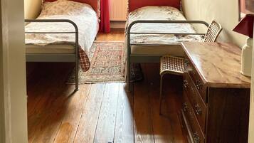 2 bedrooms, desk, travel crib, free WiFi