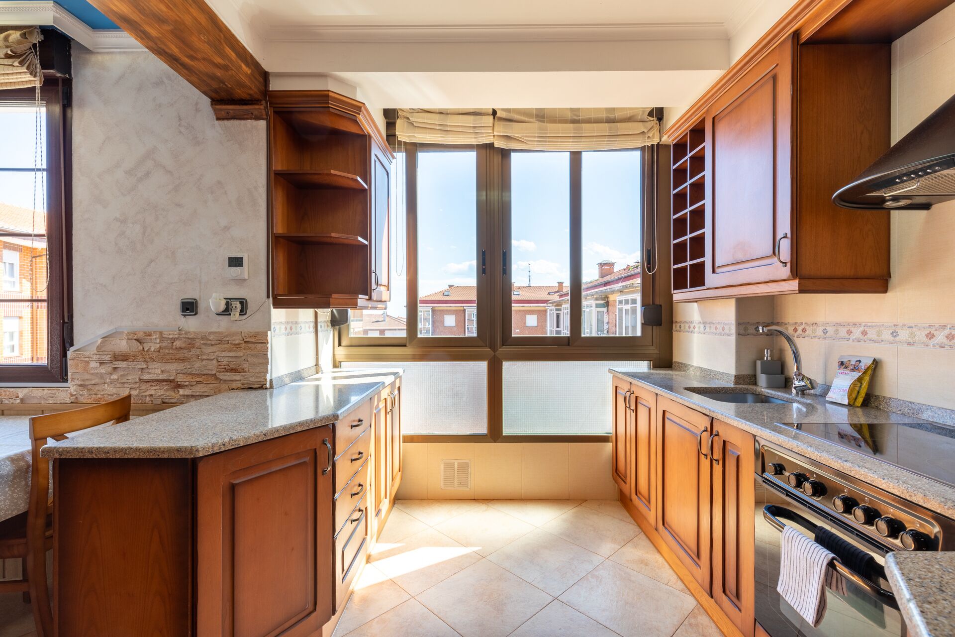 Eusebio - baskeyrentals