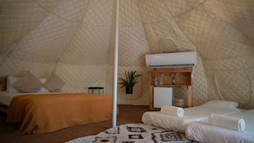 1 bedroom, premium bedding, bed sheets