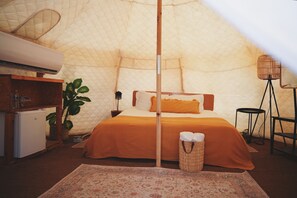 Romantic Tent | 1 bedroom, premium bedding, bed sheets - glamping -420 (Kalya)