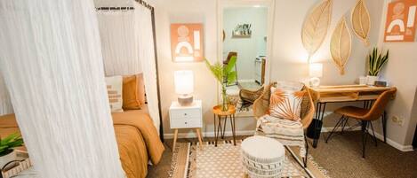 1 bedroom, desk, iron/ironing board, free WiFi