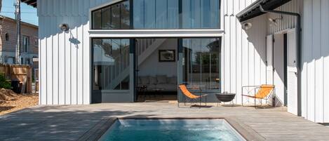 屋外プール、温水プール