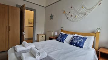 Classic Apartment, Private Bathroom | 2 bedrooms