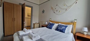 Classic Apartment, Private Bathroom