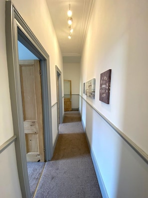 Classic Apartment, Private Bathroom | Interior