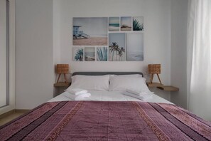 WiFi, bed sheets