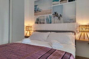 WiFi, bed sheets - SURF apARTs by RB (Benidorm)