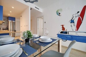Dining - SURF apARTs by RB (Benidorm)