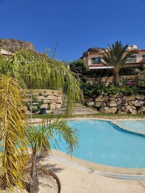 Pool - MIRADOR vacation home (Golf Badia)