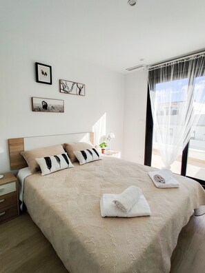 3 chambres, Wi-Fi, draps fournis