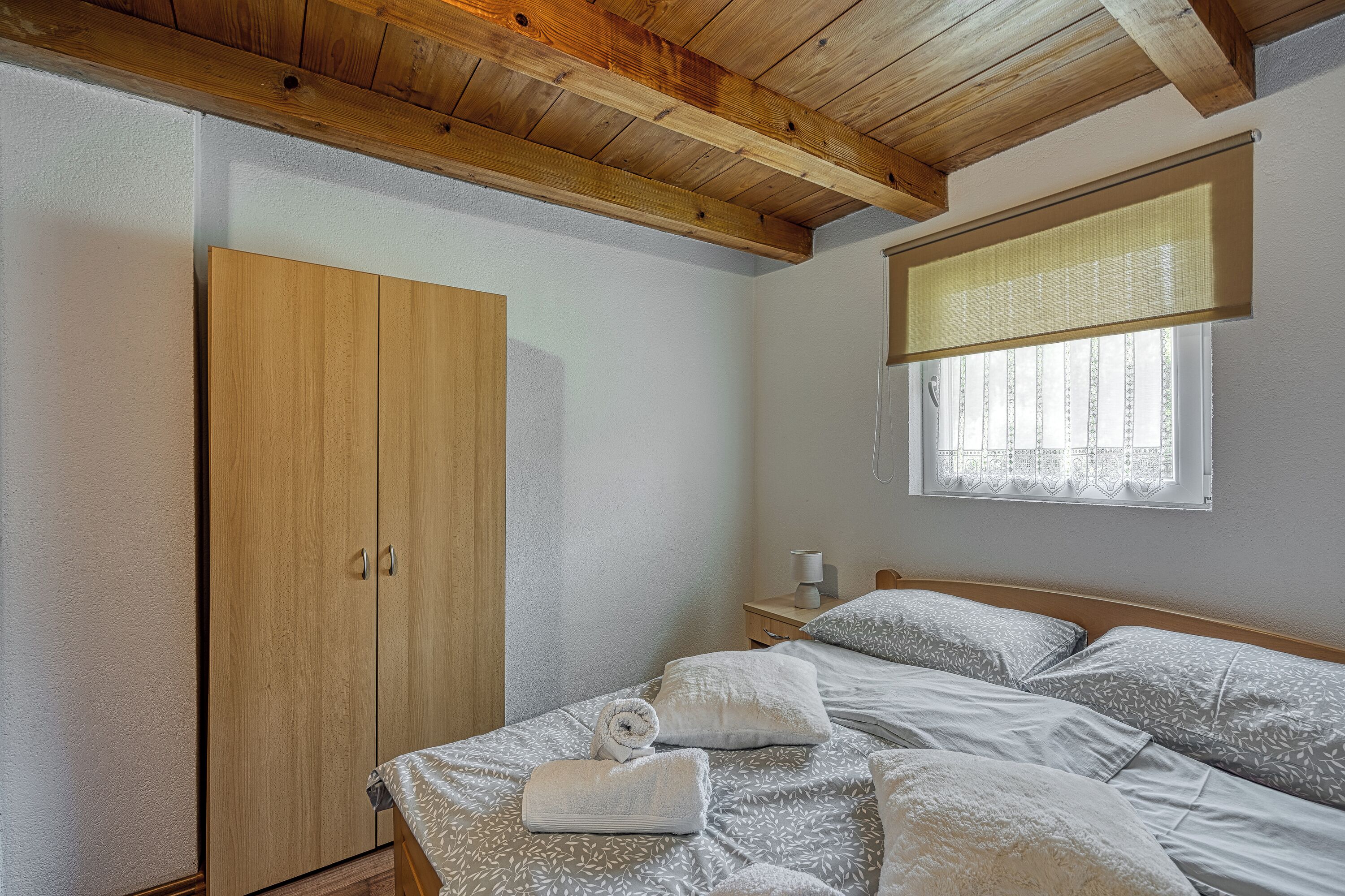 Family House, 2 Bedrooms, Fireplace (Plitvice Lakes House By The Creek) | 2 bedrooms